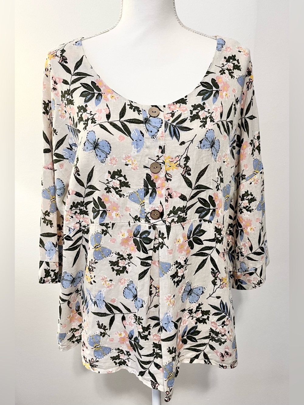 Laura Bianchi Italian 100% Linen Floral Butterfly Print Top Blouse Size Medium